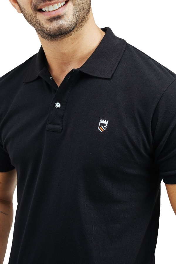 Playera Tipo Polo Negra Corte Slim Fit Con Bordado Para Caballero